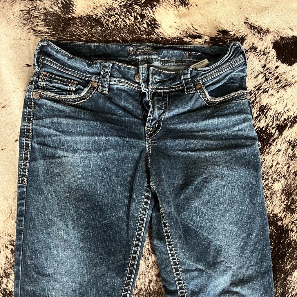 Silver Suki Mid Rise Slim Boot Jeans 29x 33